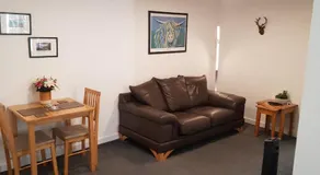 Oakview Chalet - Image 2