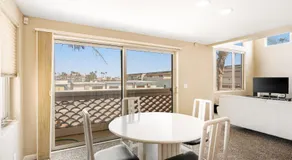 Seaside Getaway - Image 3