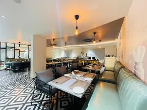 Hotel Kyzen HiTech City- Your Zenly Stay - Image 3
