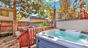 Apres Chalet Retreat | Pet-Friendly Cottage | Hot Tub | Nature Escape - Image 5