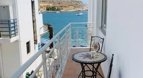 Haraki Beach Mediterranean Retreat - Image 5