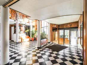 Studio in Eclose district - Image 3