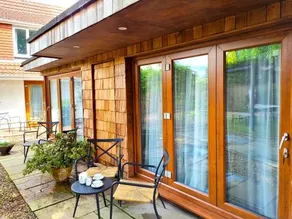 Oak Tree Rooms LTD - Image 4
