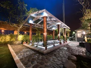 Shandori Hotel - Image 2