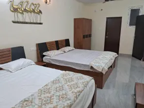PENTHOUSE APARTMENT - Image 2
