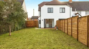 Brand new modern Cheltenham home - Image 5
