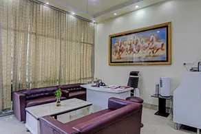Super OYO Hotel Ocean - Image 4