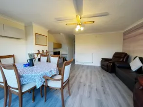 4 Bed Rooms Holiday Home - Image 3