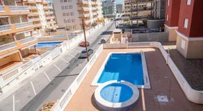Ideally Located Holiday Apartment - Image 4