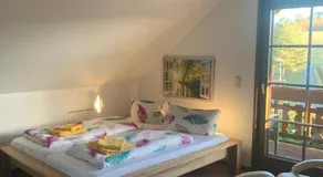Ferienwohnung mit großem Balkon und Blick in den Taunus - Image 2