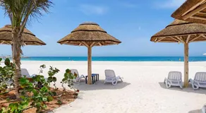 Luxury Waterfront 1BR with Direct Beach Access By Island Properties - Image 3