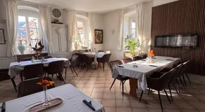 Gasthaus & Pension Grüner Baum Eberbach - Image 3