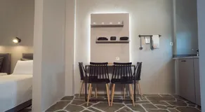 MELIES- Seaside Boutique Apartments - Image 4