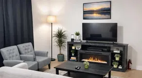 Spacious Langford 3 Bedroom House for 7 Guests - Image 2