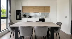 "Deerpark Villa - Sleeps 8, Views of The Rock of Cashel, Palace Hotel & outdoor Sauna! - Image 3