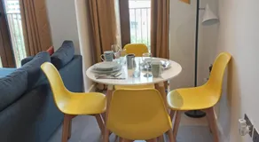 Pearl Bay - One bedroom Luxury Apartment in St Albans - Image 5