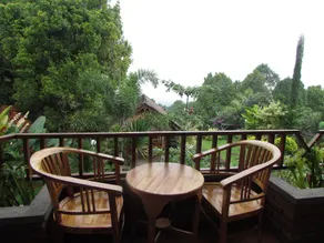 KARANG SARI Guesthouse & Warung - Image 5