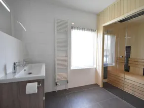 Modern villa with large garden by the water, with jacuzzi and sauna infrared - Image 4