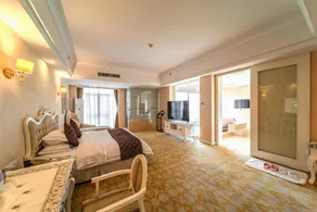 Country Garden Phoenix Hotel Taizhou - Image 2