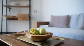 Cozy 1 Bedroom Apartment with Sea View - Image 4