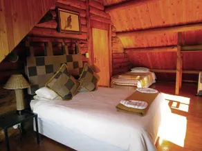 Stanford Lake lodge - Image 5