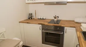 Vincenti Strait Street Suite - Image 3