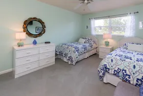 Sanibel Arms West - Image 3
