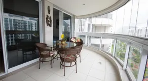 QUARTO EM CONDOMINIO DE LUXO NA BARRA DA TIJUCA - Image 3