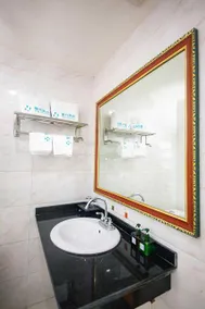 Star Moon Hotel - Image 5