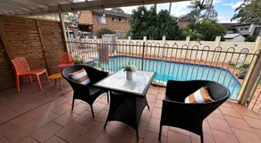 2 bedroom retreat with Swimming Pool - Image 3