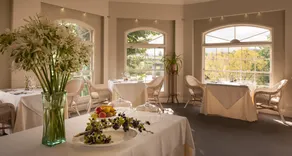 The Woodbridge Waterfront Rooms - Image 4