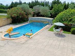 Exceptional setting, ground floor studio with pool - Image 5