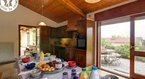Villa d'architecte 200m² avec piscine privée et cheminée - Image 5