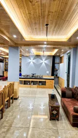 Mountain Palace Inn - Image 3