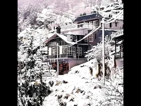 The Celebre- Little Castle Homestay Kanatal - Image 5