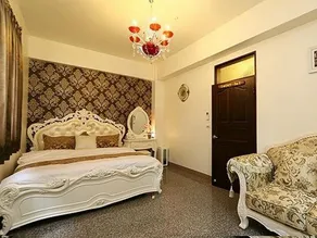 Wei Yu House - Image 2