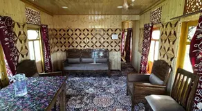House boat house of common - Image 2