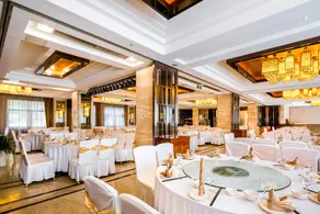 Rezen Kingtown Hotel Chongqing Ranjiaba - Image 2