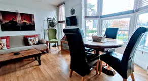 Victoriana Apartment - Private Balcony - Image 3