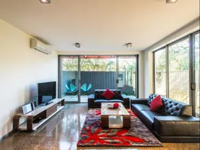 Orange Serviced Apartment - Image 3