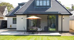 Daisy Lodge - Spacious Two Bed Flat - Parking, Netflix, WIFI - Close to Blenheim Palace & Oxford - F1 - Image 3