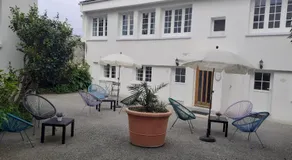 Hotel de Charme La Bonne Adresse - Logis hotels - Image 5