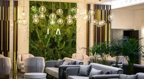 Iza Hotel - Image 4