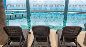 CE Plaza Hotel - Image 5