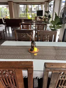 Ritzy House Hotel - Image 3