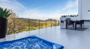 Villa in Buger With Rooftop Pool & Scenic Views - Image 5