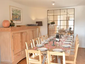 Peaceful Holiday Home - Image 4