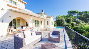 Villa Les Feuillets VI4250 by Riviera Holiday Hom - Image 2