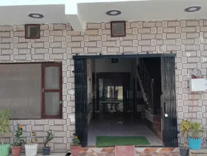 Hotel O SHARMA GUEST HOUSE - Image 4