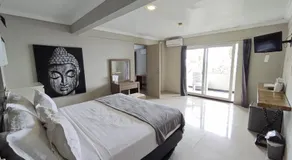 Silver Fern Beach Retreat - Image 2
